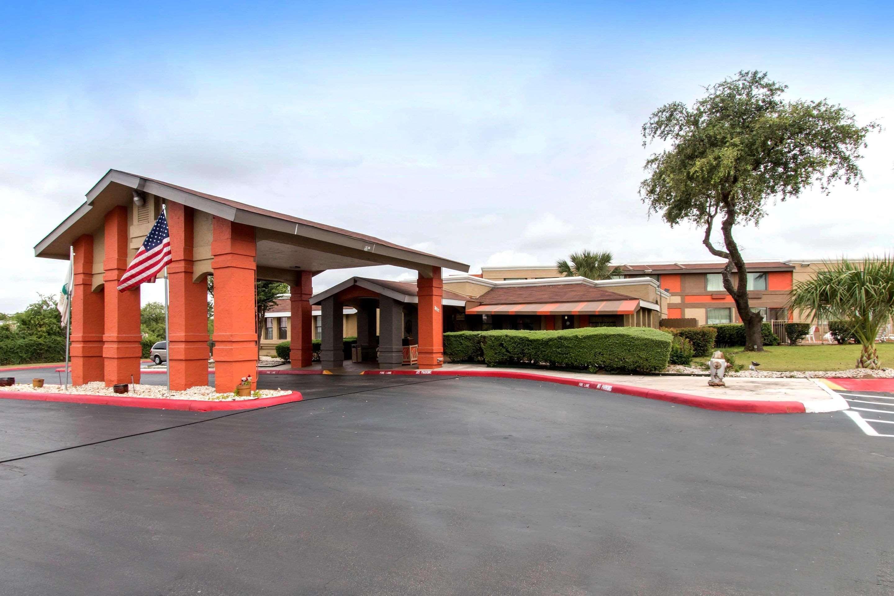 Quality Inn & Suites I-35 Near Frost Bank Center San Antonio Zewnętrze zdjęcie